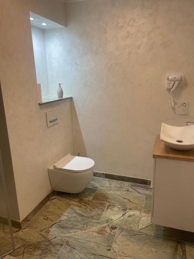 Apartament 1 Lalelelor Nasaud Eksteriør billede